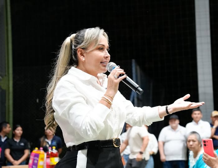 #IbaguéSostenible 🌍 》Forbes reconoce a Johana Aranda Rivera entre las Mujeres Poderosas 2026.
