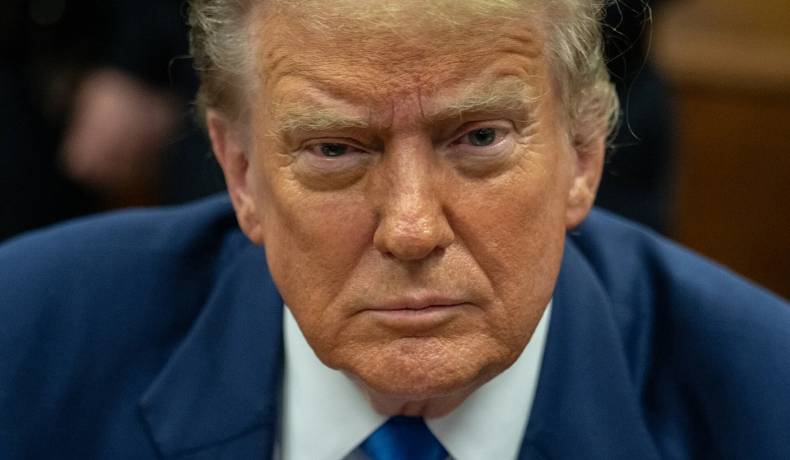 Juez aclara a Trump que orden mordaza en su juicio penal no le impide testificar