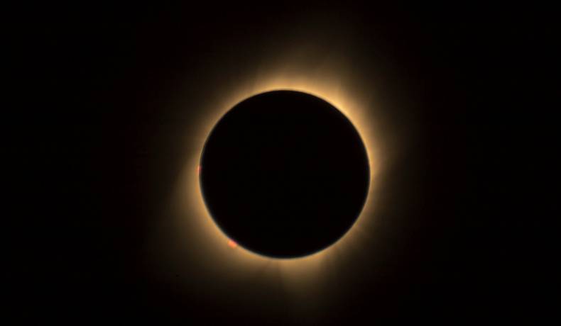 Eclipse solar hoy 8 de abril, se podrá disfrutar en algunas regiones de Colombia. 