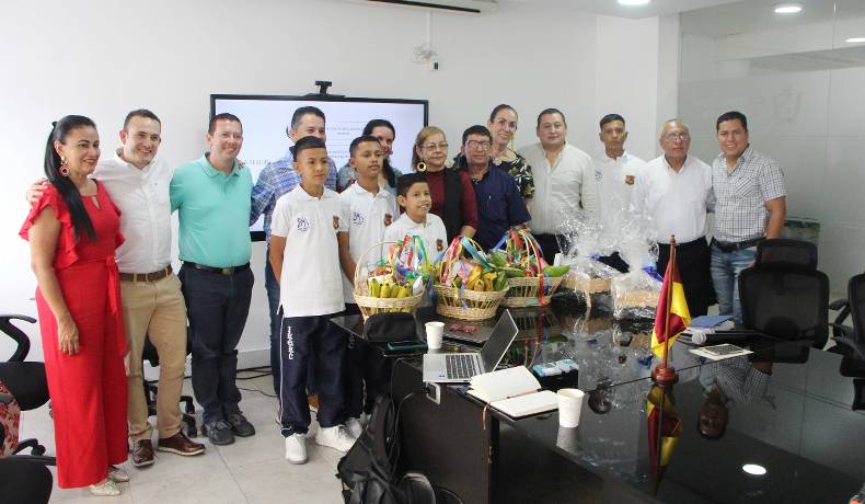 Instituciones Educativas de Alvarado recibirán dotación por más de $6 mil millones