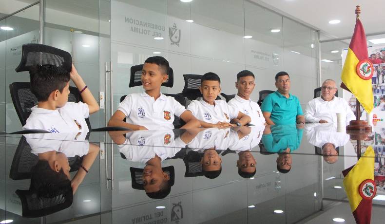 Instituciones Educativas de Alvarado recibirán dotación por más de $6 mil millones