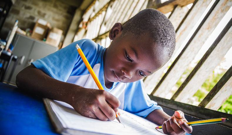 Gobierno conectará con fibra óptica a 100.000 habitantes de Quibdó y con Internet satelital a Bojayá