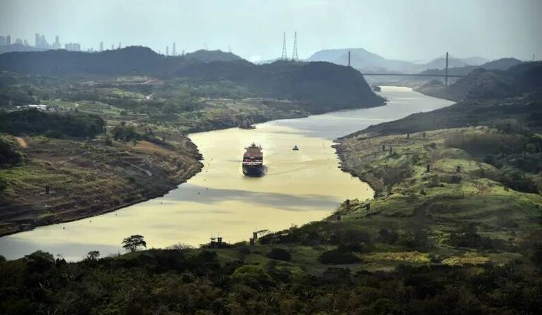 Colombia quiere acuerdo con Panamá para exhumar obreros muertos en obras del Canal