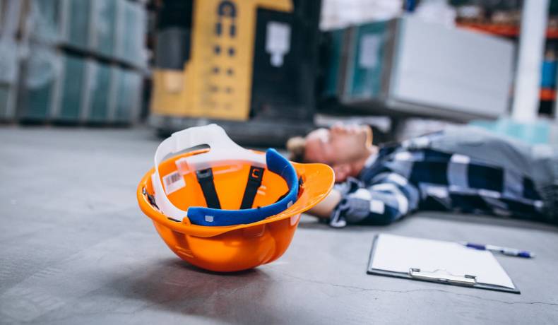 En 2023 se redujeron los accidentes laborales pero las muertes en el trabajo aumentaron en Colombia