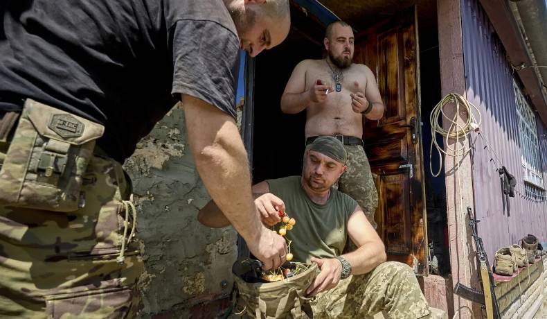 Rusia reduce actividad en Járkov, pero sigue reagrupándose y mantiene la iniciativa