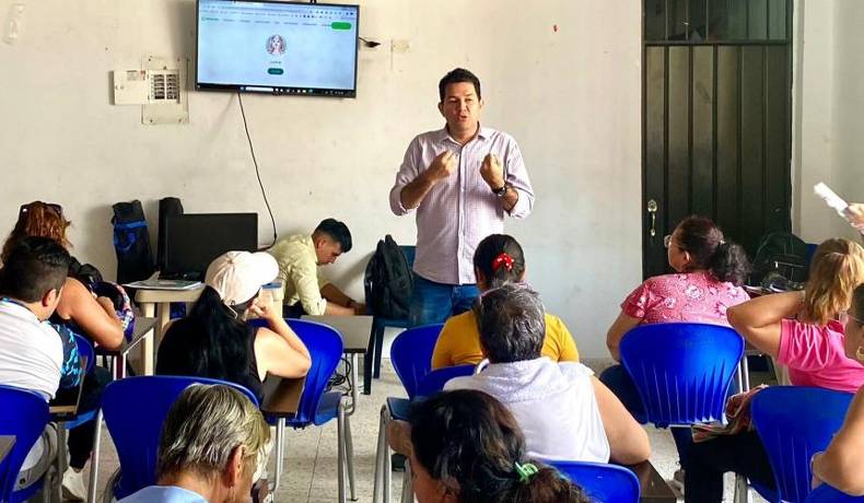 En Casa Rosa fueron capacitadas más de 30 mujeres en apropiación TIC