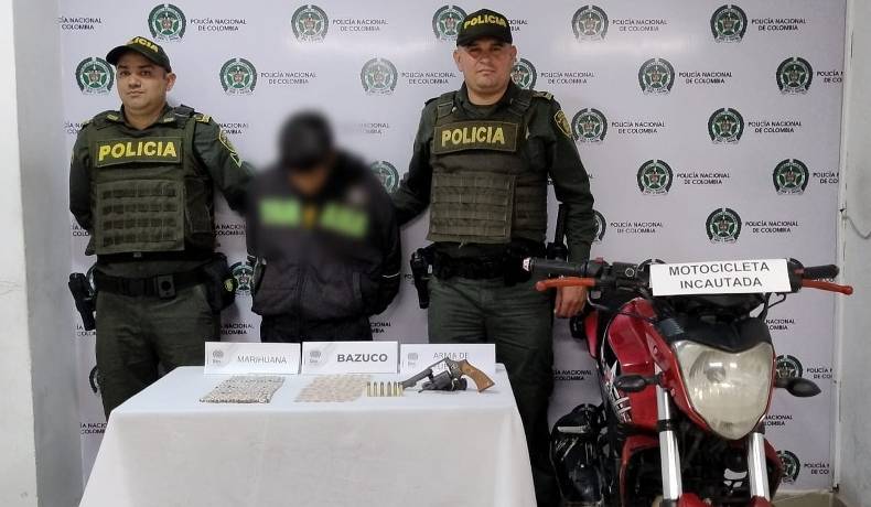 Mediante uso de cámaras de seguridad se incautaron dos armas de fuego